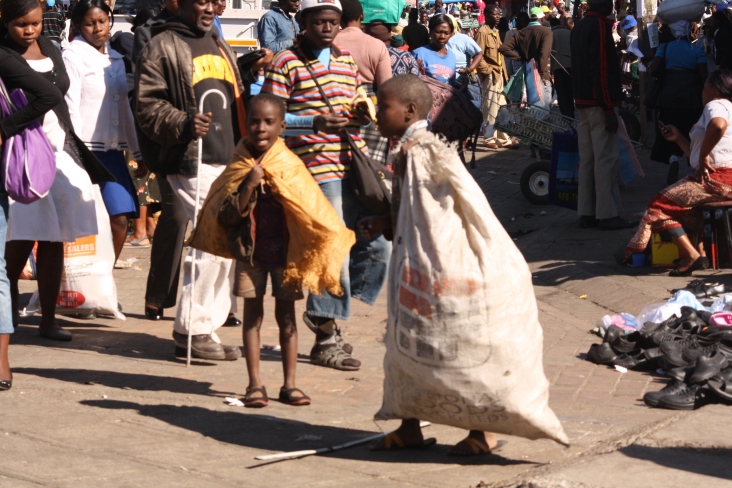 children captured in Bulawayo collecting refuse for recycle to fend for the family. Pic By Chrispen Tabvura